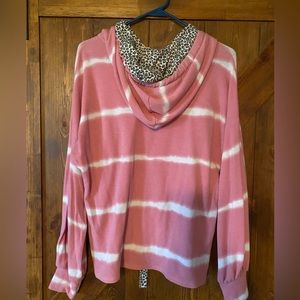 Sweatshirt, hooded. Med/lg